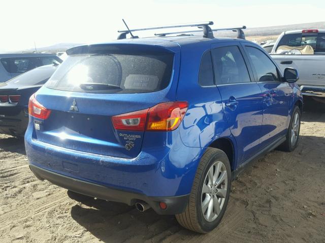 4A4AP4AU8FE011731 - 2015 MITSUBISHI OUTLANDER BLUE photo 4