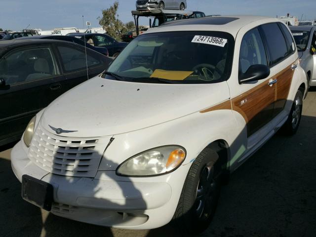 3C4FY58B73T561910 - 2003 CHRYSLER PT CRUISER WHITE photo 2