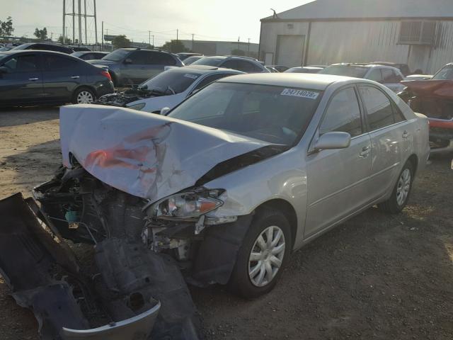 4T1BE32K96U709114 - 2006 TOYOTA CAMRY LE SILVER photo 2