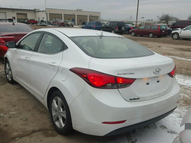 5NPDH4AE6GH693343 - 2016 HYUNDAI ELANTRA SE WHITE photo 3