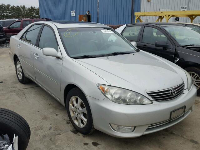 4T1BF30K45U088508 - 2005 TOYOTA CAMRY LE SILVER photo 1