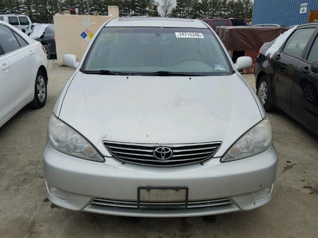 4T1BF30K45U088508 - 2005 TOYOTA CAMRY LE SILVER photo 9