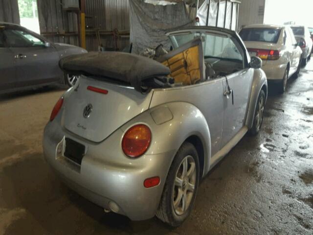 3VWCD31Y54M339375 - 2004 VOLKSWAGEN NEW BEETLE 银色 照片 4
