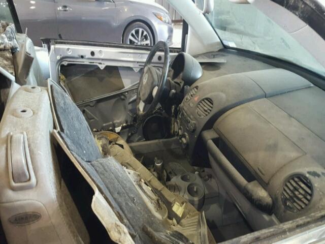 3VWCD31Y54M339375 - 2004 VOLKSWAGEN NEW BEETLE 银色 照片 5