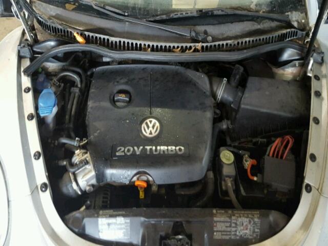 3VWCD31Y54M339375 - 2004 VOLKSWAGEN NEW BEETLE 银色 照片 7