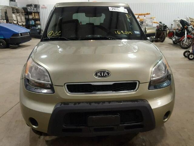 KNDJT2A24A7165209 - 2010 KIA SOUL + GREEN photo 9