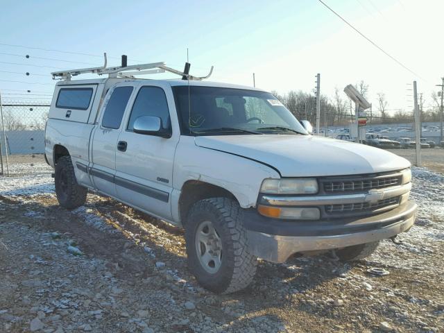 1GCEK19V22E177305 - 2002 CHEVROLET SILVERADO WHITE photo 1