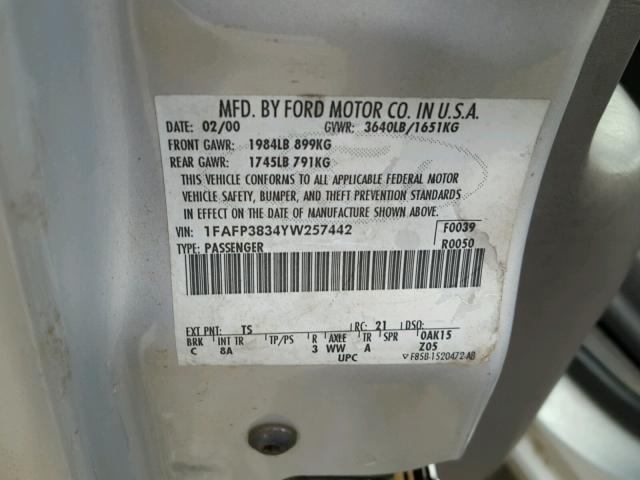 1FAFP3834YW257442 - 2000 FORD FOCUS ZTS SILVER photo 10