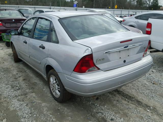 1FAFP3834YW257442 - 2000 FORD FOCUS ZTS SILVER photo 3