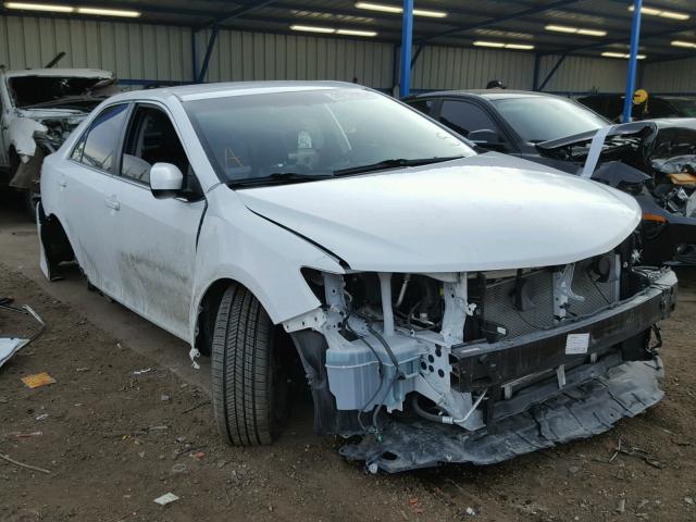 4T1BF1FK8EU417559 - 2014 TOYOTA CAMRY L WHITE photo 1