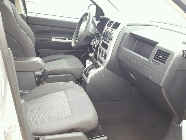 1J8FT47058D649613 - 2008 JEEP COMPASS SP SILVER photo 5