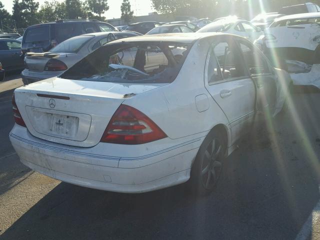 WDBRF40J64A537265 - 2004 MERCEDES-BENZ C 230K SPO WHITE photo 4