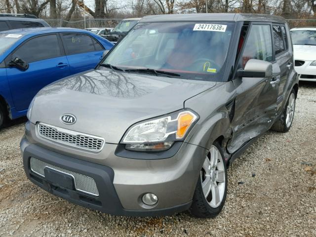 KNDJT2A27B7260168 - 2011 KIA SOUL + GRAY photo 2