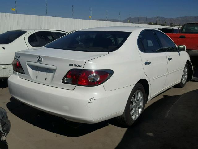 JTHBF30G020057483 - 2002 LEXUS ES 300 WHITE photo 4