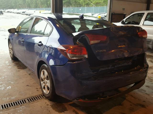 3KPFK4A79HE083552 - 2017 KIA FORTE LX BLUE photo 3