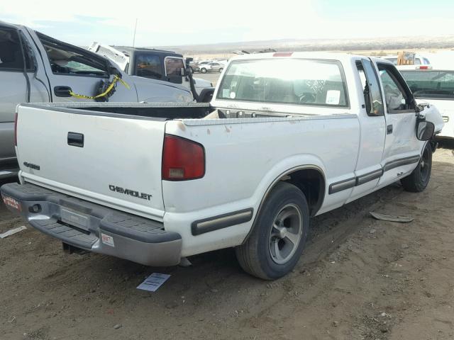 1GCCS19X8W8112844 - 1998 CHEVROLET S TRUCK S1 WHITE photo 4