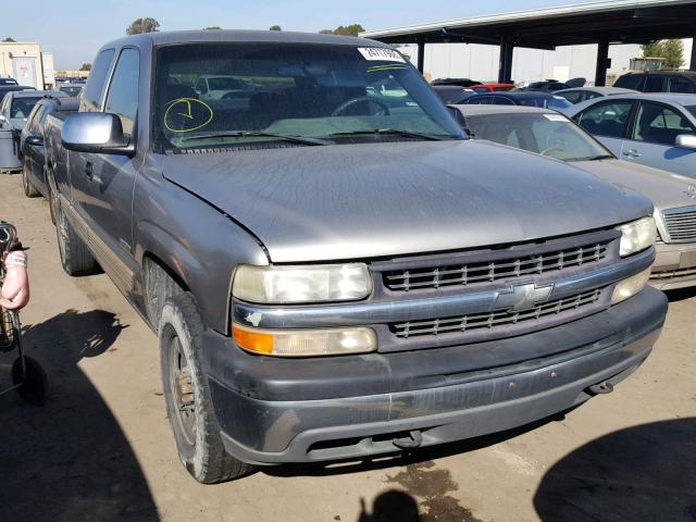 1GCEK19V7YE263539 - 2000 CHEVROLET SILVERADO SILVER photo 1