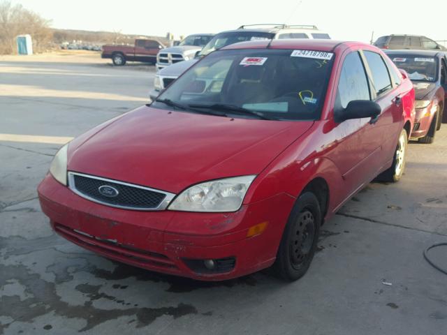 1FAFP34N87W223509 - 2007 FORD FOCUS ZX4 RED photo 2