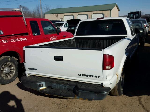 1GCCS19WX28261497 - 2002 CHEVROLET S TRUCK S1 WHITE photo 4