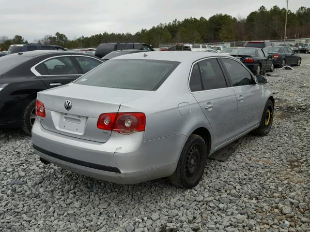 3VWEF71KX7M171873 - 2007 VOLKSWAGEN JETTA WOLF SILVER photo 4