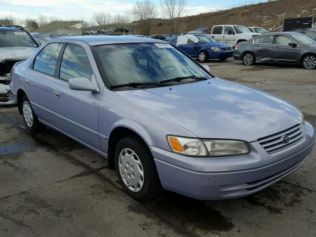 4T1BG22K2VU009549 - 1997 TOYOTA CAMRY CE BLUE photo 1