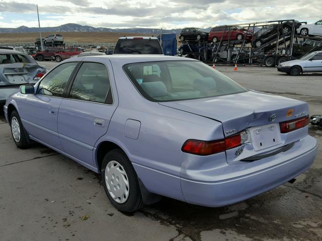 4T1BG22K2VU009549 - 1997 TOYOTA CAMRY CE BLUE photo 3