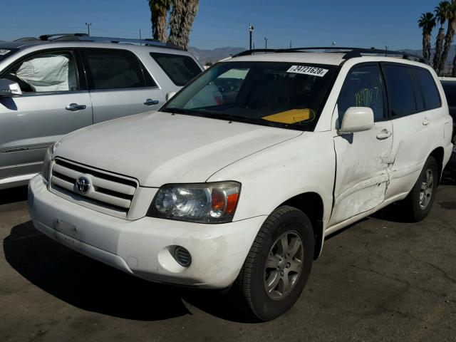 JTEGP21A850052735 - 2005 TOYOTA HIGHLANDER WHITE photo 2