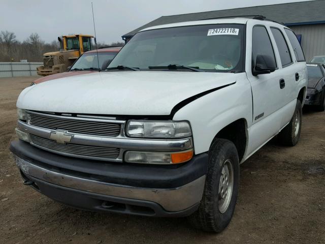 1GNEK13ZX2J270180 - 2002 CHEVROLET TAHOE K150 WHITE photo 2