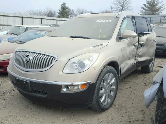 5GALRCED4AJ173260 - 2010 BUICK ENCLAVE CX CREAM photo 2