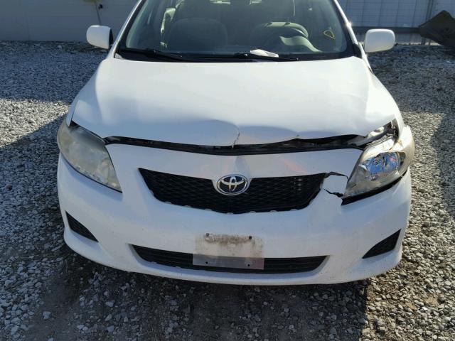 JTDBL40E499036270 - 2009 TOYOTA COROLLA BA WHITE photo 9