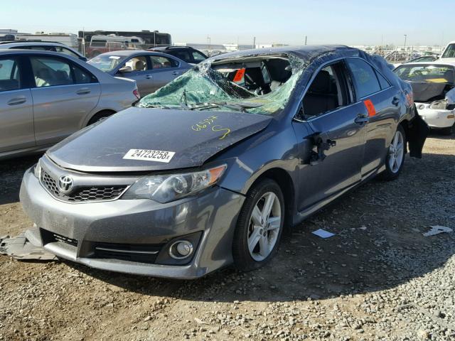 4T1BF1FK6DU252710 - 2013 TOYOTA CAMRY L GRAY photo 2