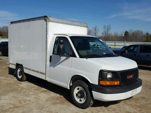 1GDGG31V151901817 - 2005 GMC SAVANA CUT WHITE photo 1