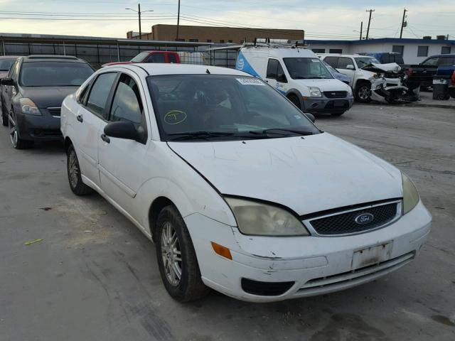 1FAFP34N67W123232 - 2007 FORD FOCUS ZX4 WHITE photo 1