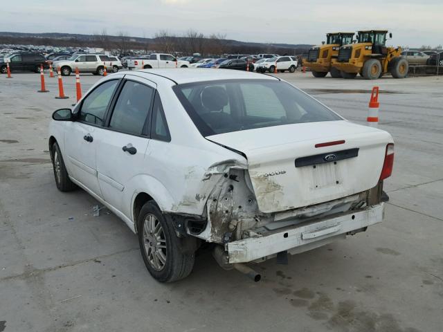 1FAFP34N67W123232 - 2007 FORD FOCUS ZX4 WHITE photo 3