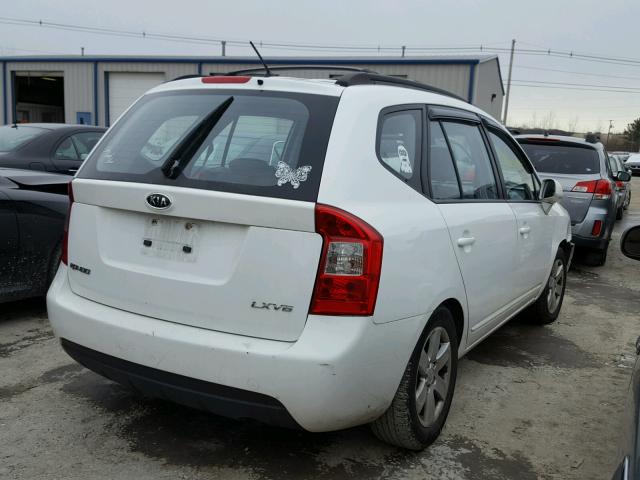 KNAFG526287136148 - 2008 KIA RONDO LX WHITE photo 4