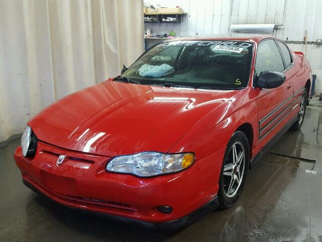 2G1WZ151749364024 - 2004 CHEVROLET MONTE CARL RED photo 2