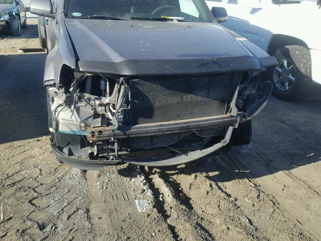 1FMCU94G59KC26318 - 2009 FORD ESCAPE LIM GRAY photo 9