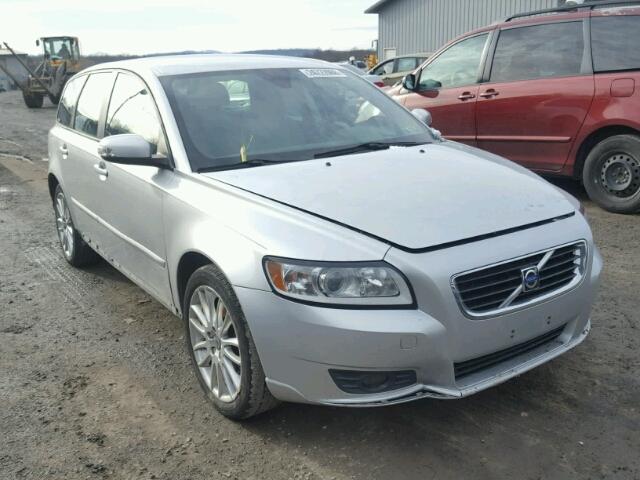 YV1382MW2A2533242 - 2010 VOLVO V50 2.4I SILVER photo 1