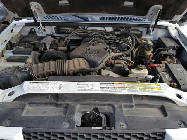 1FMZU77E32UC51303 - 2002 FORD EXPLORER S WHITE photo 7