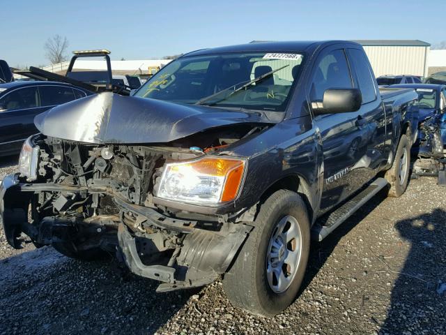 1N6BA0CH4DN310312 - 2013 NISSAN TITAN S GRAY photo 2