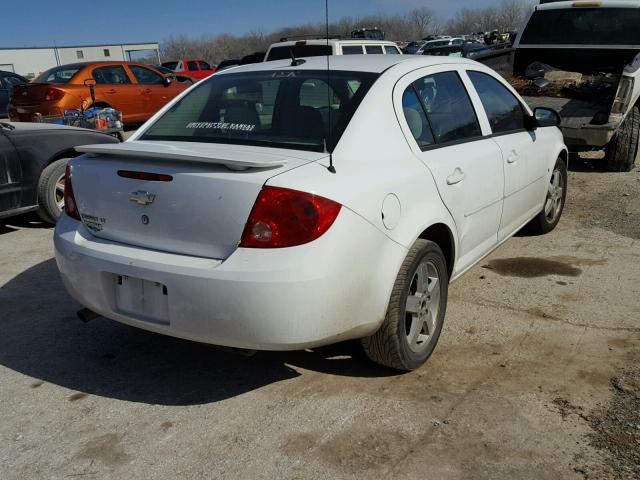 1G1AL58F687253546 - 2008 CHEVROLET COBALT LT WHITE photo 4