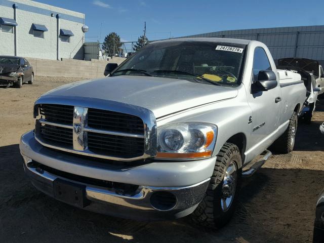 3D7KR26C86G193665 - 2006 DODGE RAM 2500 S Gümüş foto 2