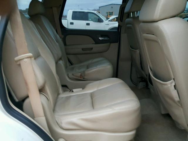 1GKFK13048R226513 - 2008 GMC YUKON CREAM photo 6