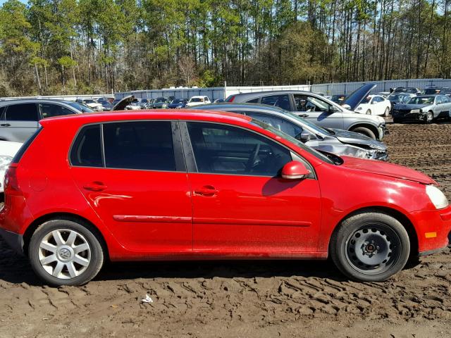 WVWDR71K27W271469 - 2007 VOLKSWAGEN RABBIT RED photo 9