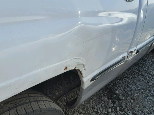 1B7HC13Y2WJ227260 - 1998 DODGE RAM 1500 WHITE photo 9