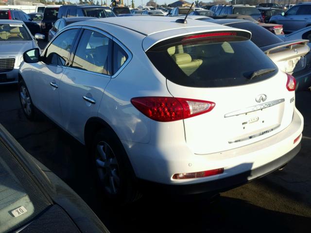 JN1AJ0HP7AM702882 - 2010 INFINITI EX35 BASE WHITE photo 3