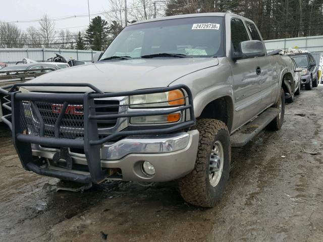 1GTHK29U53E181652 - 2003 GMC SIERRA K25 TAN photo 2