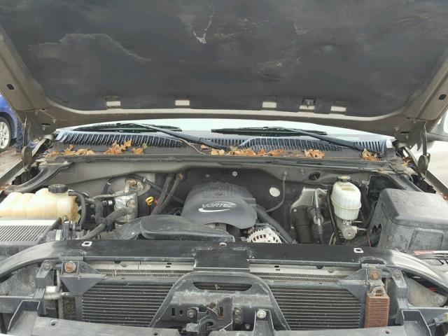 1GTHK29U53E181652 - 2003 GMC SIERRA K25 TAN photo 7