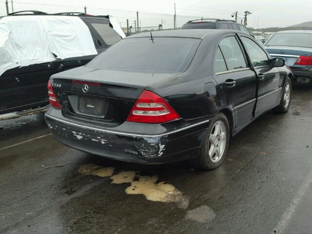 WDBRF61J91F082873 - 2001 MERCEDES-BENZ C 240 BLACK photo 4