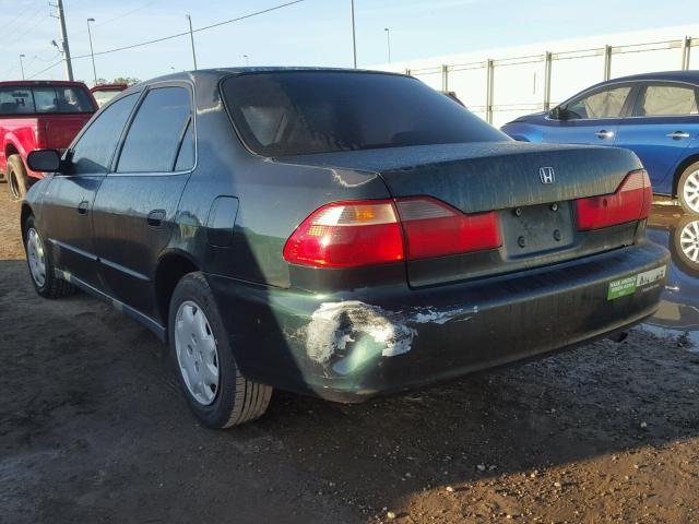 1HGCG5649WA041859 - 1998 HONDA ACCORD LX GREEN photo 3